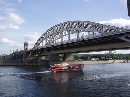 Краснолужский мост в Москве