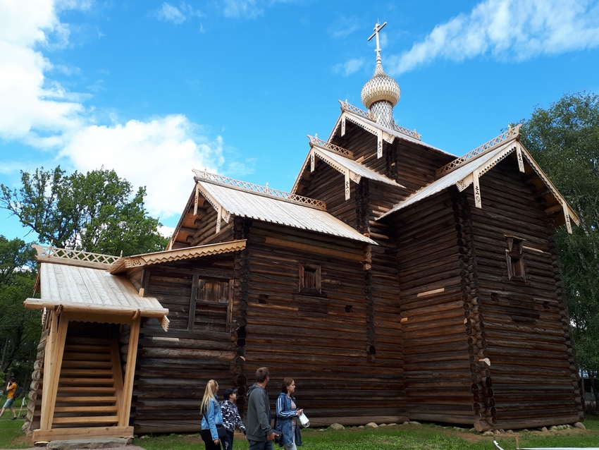 Витославлицы, Церковь Николы из деревни Мякишево Хвойнинского района